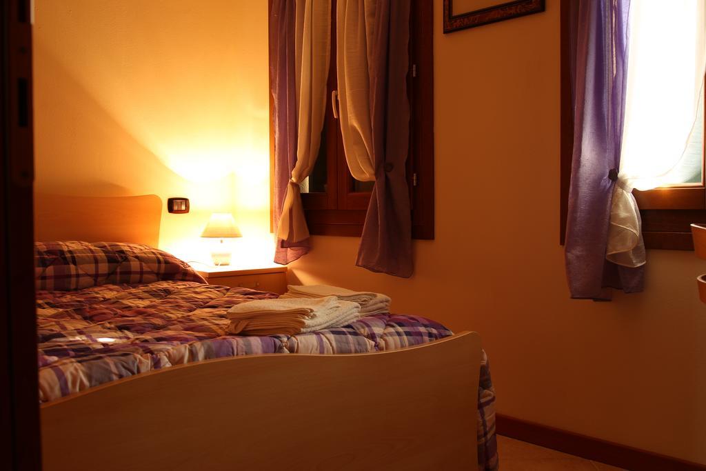 Ca' Gialla Bed & Breakfast Montagnana  Ruang foto